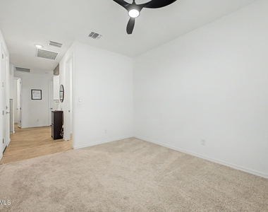 22900 E Lords Way - Photo Thumbnail 20