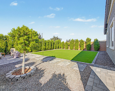 22900 E Lords Way - Photo Thumbnail 37