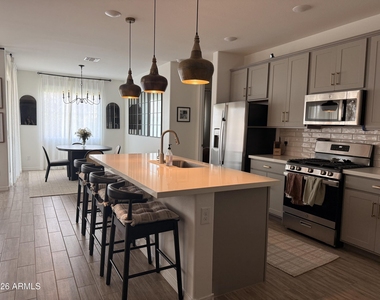 22900 E Lords Way - Photo Thumbnail 1