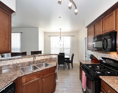 29606 N Tatum Boulevard - Photo Thumbnail 10