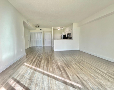 16900 N Bay Road - Photo Thumbnail 1