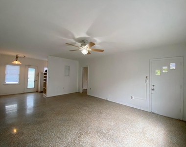 1020 Ne 3rd Street - Photo Thumbnail 17