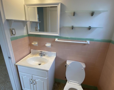 1020 Ne 3rd Street - Photo Thumbnail 15