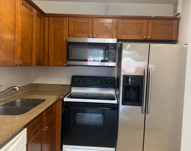 618 Nw 13th Street - Photo Thumbnail 7