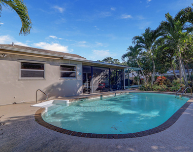 5140 Laird Lane - Photo Thumbnail 32