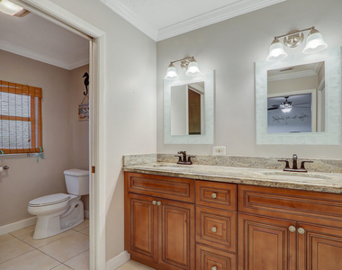 5140 Laird Lane - Photo Thumbnail 24