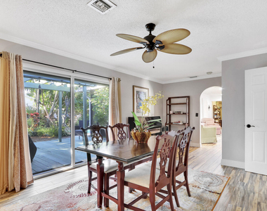 5140 Laird Lane - Photo Thumbnail 16