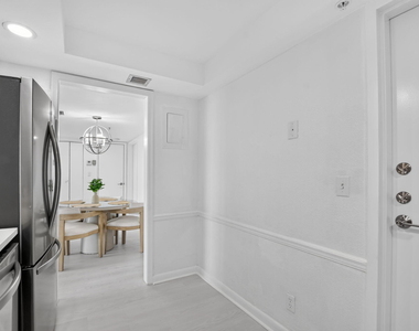 7835 Lakeside Boulevard - Photo Thumbnail 12