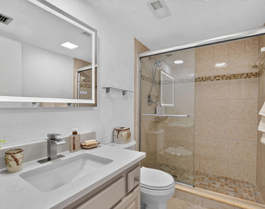 7835 Lakeside Boulevard - Photo Thumbnail 22