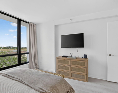 7835 Lakeside Boulevard - Photo Thumbnail 20
