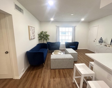 2261 Ne 67th Street - Photo Thumbnail 1