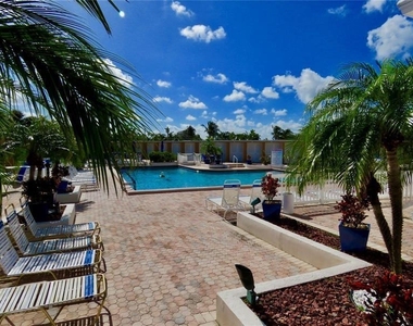 2261 Ne 67th Street - Photo Thumbnail 24