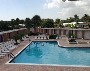 2261 Ne 67th Street - Photo Thumbnail 26
