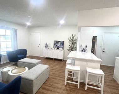 2261 Ne 67th Street - Photo Thumbnail 2