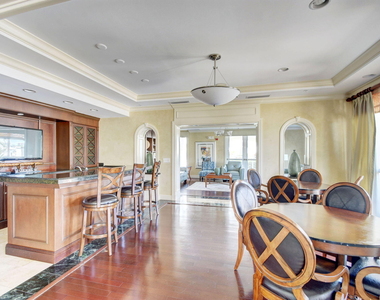 802 W Windward Way - Photo Thumbnail 49