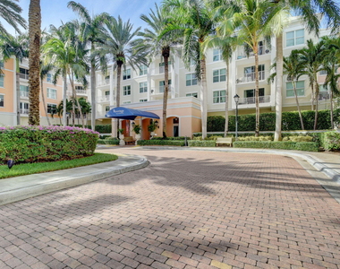 802 W Windward Way - Photo Thumbnail 44