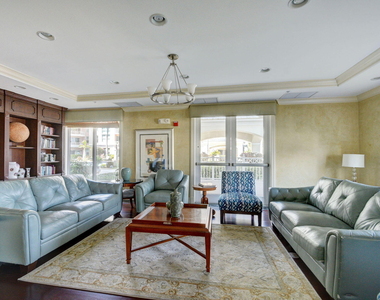 802 W Windward Way - Photo Thumbnail 47
