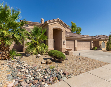 16827 S 14th Lane - Photo Thumbnail 4