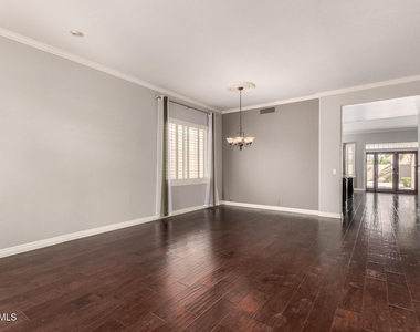 16827 S 14th Lane - Photo Thumbnail 6