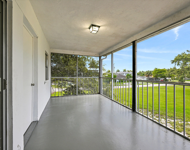199 Sw 15th Street - Photo Thumbnail 24