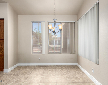 359 E Horseshoe Avenue - Photo Thumbnail 14