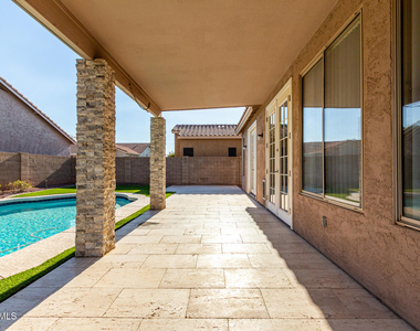 359 E Horseshoe Avenue - Photo Thumbnail 25