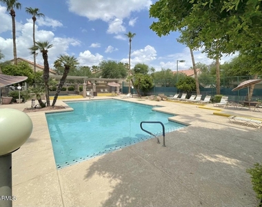 1287 N Alma School Road - Photo Thumbnail 24
