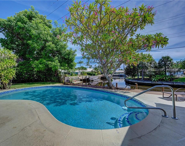840 Sw 7th Street - Photo Thumbnail 25