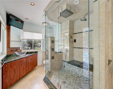 840 Sw 7th Street - Photo Thumbnail 15