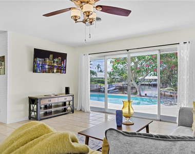 840 Sw 7th Street - Photo Thumbnail 21