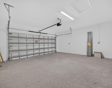 2444 Se 29th Drive - Photo Thumbnail 18