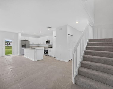 2444 Se 29th Drive - Photo Thumbnail 3
