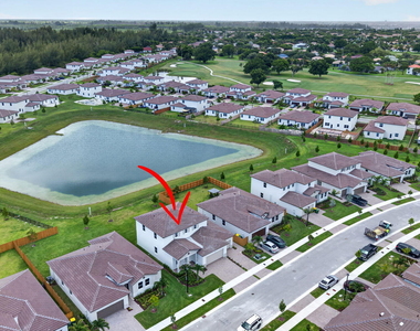 2444 Se 29th Drive - Photo Thumbnail 17