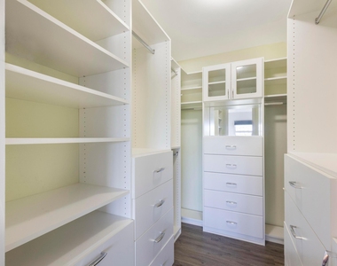 111 N Pompano Beach Boulevard - Photo Thumbnail 17