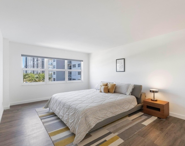111 N Pompano Beach Boulevard - Photo Thumbnail 14