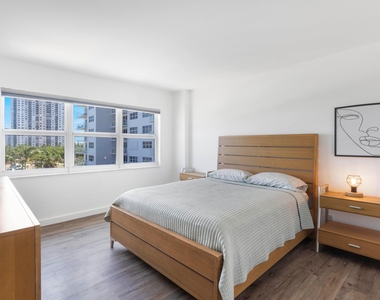 111 N Pompano Beach Boulevard - Photo Thumbnail 18
