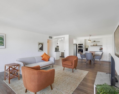 111 N Pompano Beach Boulevard - Photo Thumbnail 10