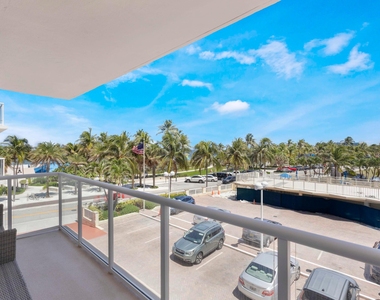 111 N Pompano Beach Boulevard - Photo Thumbnail 13