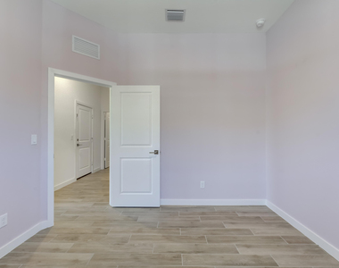 19708 Weathervane Way - Photo Thumbnail 32