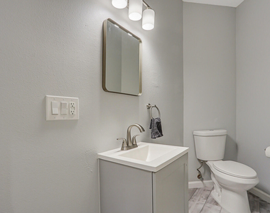 8031 Carnoustie Place - Photo Thumbnail 16