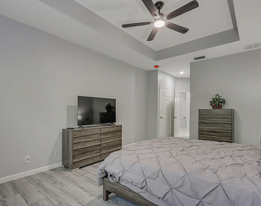 8031 Carnoustie Place - Photo Thumbnail 19