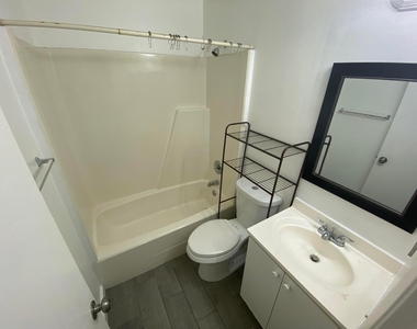 850 Sw 9th Avenue - Photo Thumbnail 3