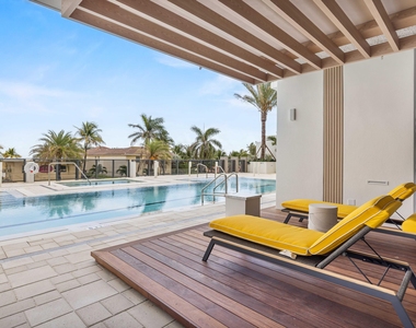 305 Briny Avenue - Photo Thumbnail 45