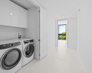 305 Briny Avenue - Photo Thumbnail 23