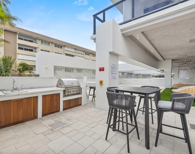 305 Briny Avenue - Photo Thumbnail 33
