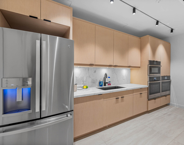 305 Briny Avenue - Photo Thumbnail 30