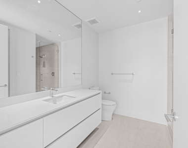 305 Briny Avenue - Photo Thumbnail 20