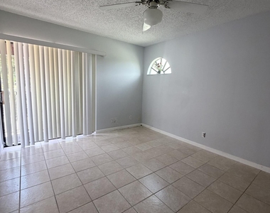3725 Village Drive - Photo Thumbnail 7