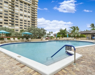 4900 N Ocean Boulevard - Photo Thumbnail 28