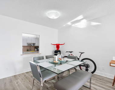 19380 Collins Avenue - Photo Thumbnail 10